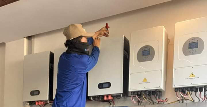 wandmontierte Lithiumbatterie